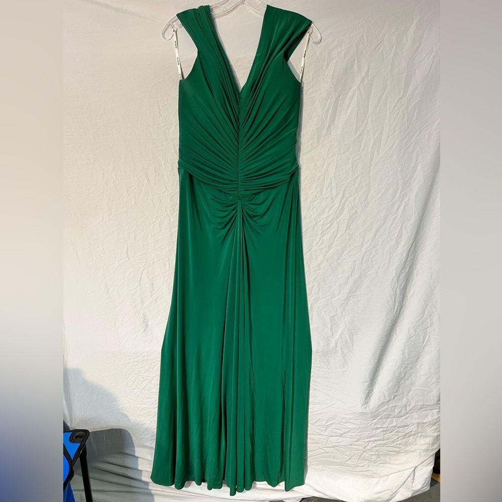 Melinda Eng gown green formal vintage v neck